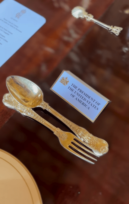 Серебряные столовые приборы с позолотой