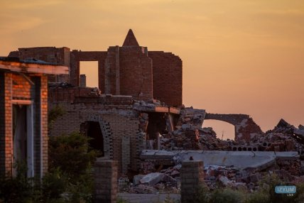 Отель 7 ветров в Изюме уничтожен