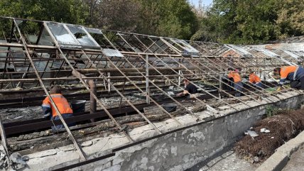 Зруйнована теплиця  на Полтавщині