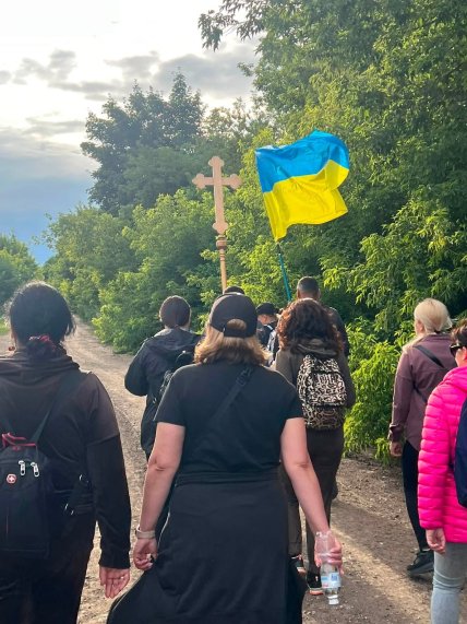 Во время шествия верующие должны думать о духовности