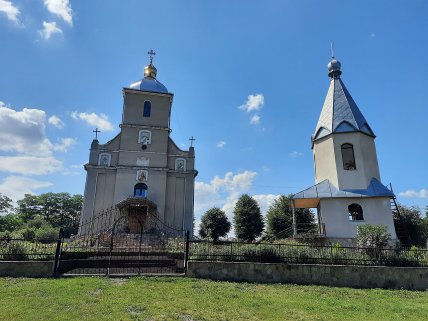 Бобулинцы Церковь