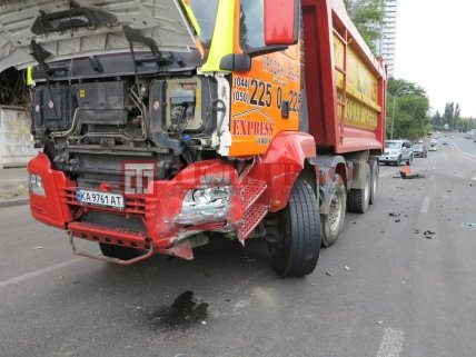 Киев, ДТП на Соломенской улице 17 июля