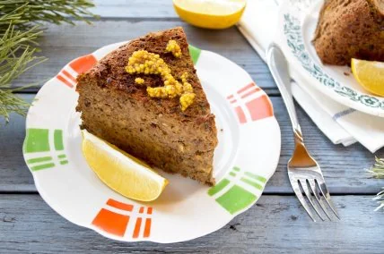 Такая запеканка может быть как гарниром, так и самостоятельным блюдом