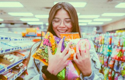 Почему в магазине выходим с полной корзинкой, даже если хотели только необходимое