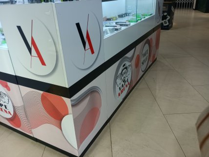 Островок под названием Vape Arena, ТРЦ Smart Plaza Obolon