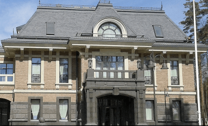 Резеденція Путіна в Ново-Огарьові