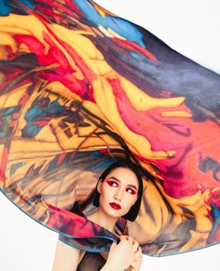 платок с работой Ивана Марчука