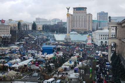 Майдан Незалежности во время Революции Достоинства