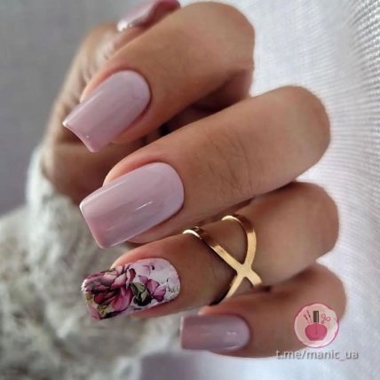 манікюр осінь 2023