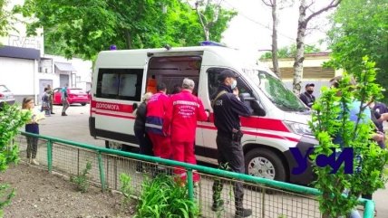 На Фонтанской дороге, 17 в квартире на третьем этаже произошел взрыв. 