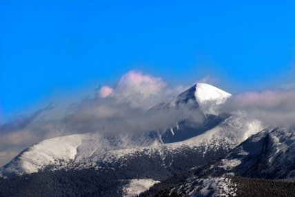 Гора Драгобрат у Карпатах