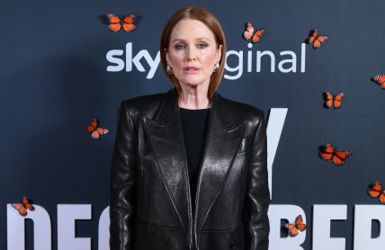 Джулианна Мур