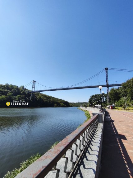 пішохідний міст у Житомирі, парк у Житомирі