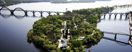 Мерефо-Херсонский мост — самое длинное мостовое сооружение Украины