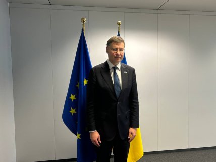 Валдіс Домбровскіс