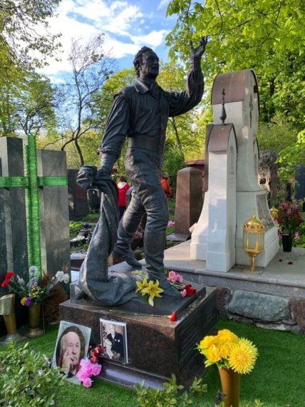 Могила Володимира Зельдіна