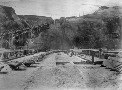 Ланцюговий міст Київ — як будували — архівні фото