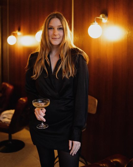 Клопотенко наречена Катя Воскресенська