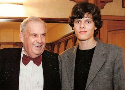 Як виглядає онук Рязанова