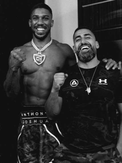 Сіна Гамі та Ентоні Джошуа