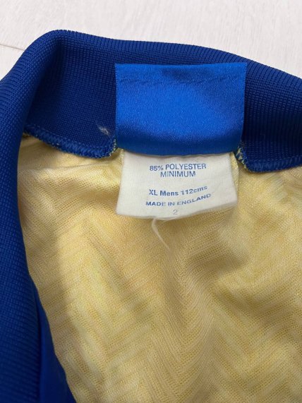 Футболка збірної України на аукціоні