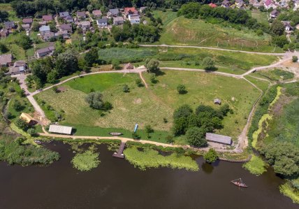 Городище Оствиця з висоти