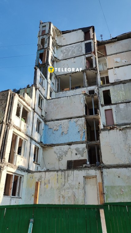 Зруйнований будинок на вулиці Василя Кучера, 2А