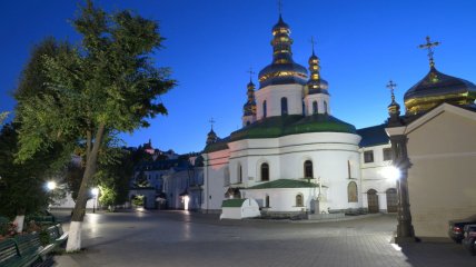 Теплый храм, Киево-Печерская лавра