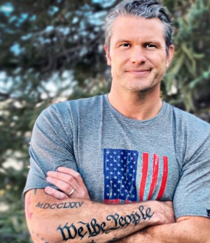 Пит Хегсет тату