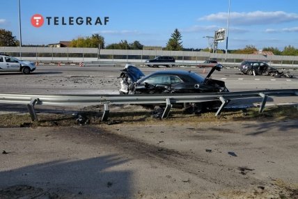 Водитель "Доджа" не пострадал