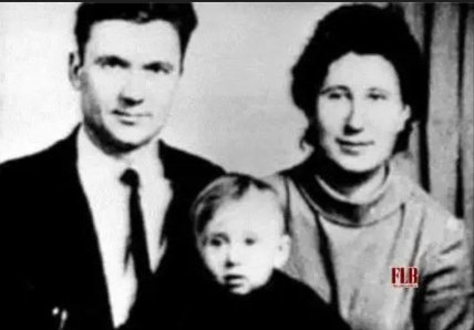 Андрей Чикатило с женой в молодости