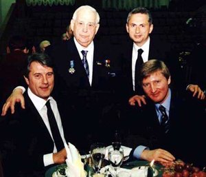 Рінат Ахметов та Віктор Ющенко
