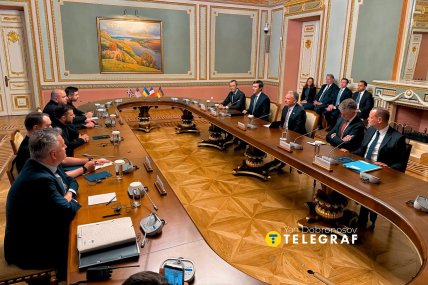 Перемовини президента України з представниками президента США