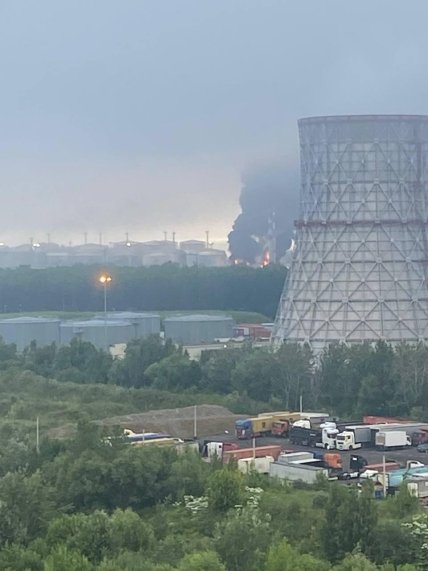 Попадание дронов в нефтяной терминал, Санкт-Петергбург