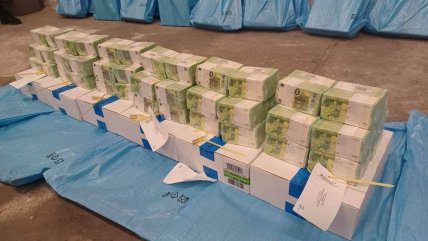 Деньги, которые изъяла Венгрия у Ощадбанка