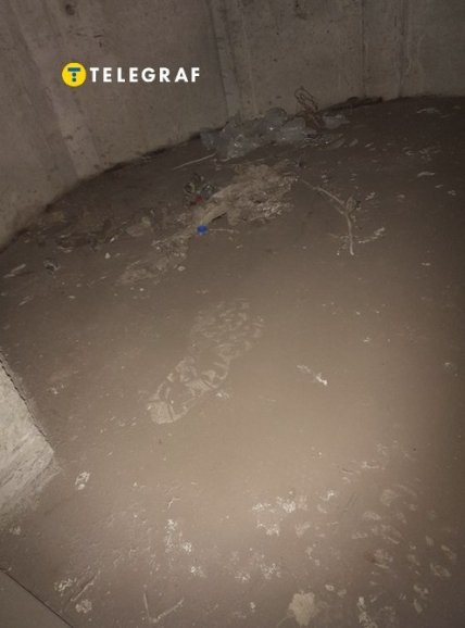 Підсобне приміщення з наслідками потопу в паркінгу