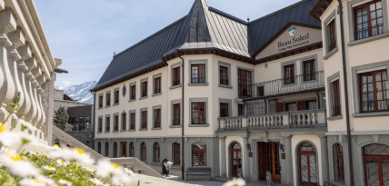 Самый дорогой колледж в швейцарских Альпах Beau Soleil