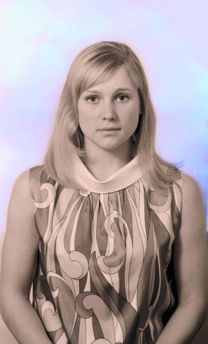 Ольга Карасьова в молодості