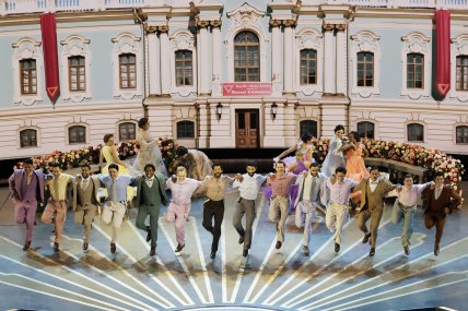 Исполнение индийской песни "Naatu Naatu" на церемонии вручения "Оскара" 2023