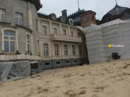 Недобудований палац