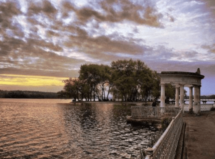 Остров Любовь летом