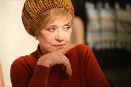 віра алентова