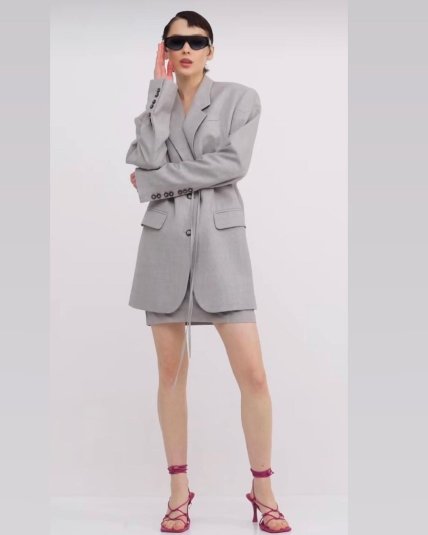 Костюм из пиджака и юбки