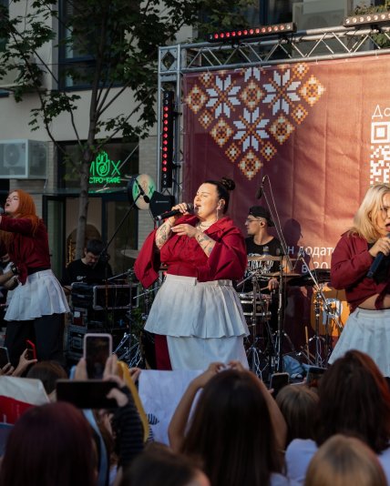 Алена Алена Савраненко