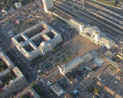 Вид на Привокзальну площу в Харкові з висоти