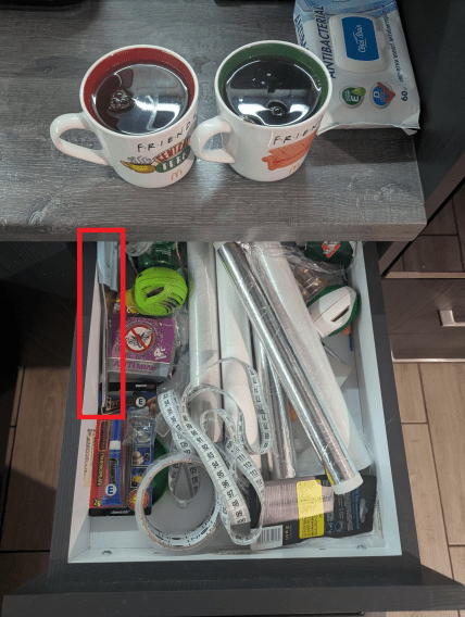 Ножницы на фото