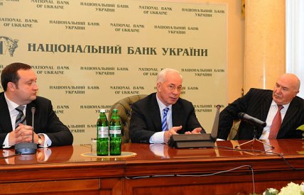 Николай Азаров, Сергей Арбузов