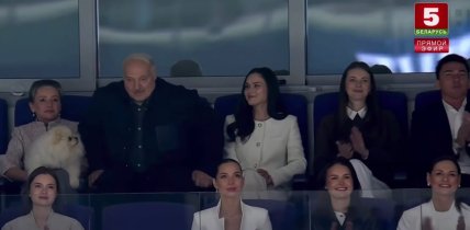 Олександр Лукашенко у компанії нової фаворитки