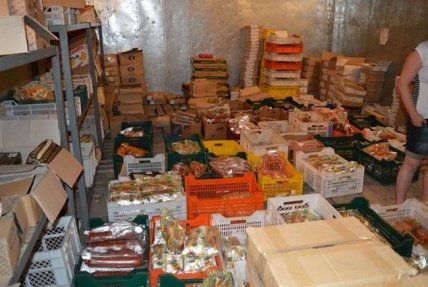 В Северодонецке обнаружили базу с продуктами для боевиков