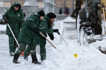 Первый снег в Харькове 2025